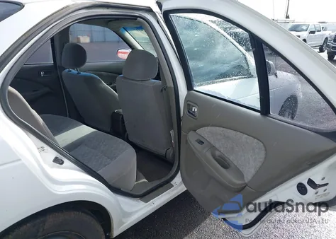 2003 Nissan Sentra Gxe z USA, uszkodzony, nr VIN 3N1CB51D23L812657